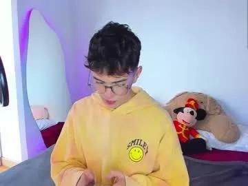 erisleon on Chaturbate