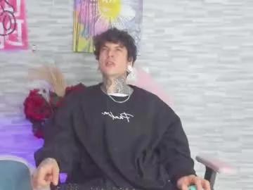 ethan_sykes on Chaturbate