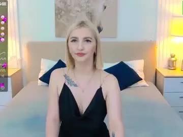 eva__summers on Chaturbate