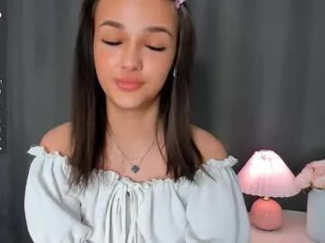 eva_doncray on Chaturbate