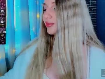 evacadooo — body tease     #bigboobs #british #daddy #curvy #blonde [0 tokens remaining]