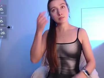 evahailey_ — come have fun with Sonya Blade(mk) :) #muscle #cosplay #fit #sph #nonude -- Current Goal: underboobs+abs flex ! at 555 tokens -- Next Goal: just cuz im hot:)