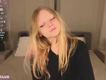 evangel1ne on Chaturbate