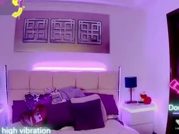 evelynagrey on Chaturbate