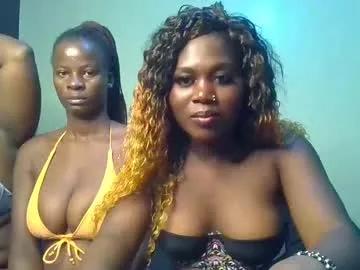 fine_melanie on Chaturbate