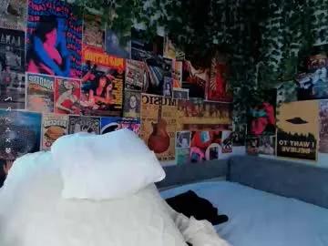 Freechat flirtykitty_ on Chaturbate