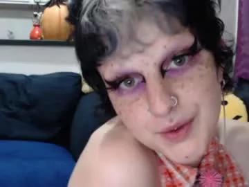 friskyflowers on Chaturbate