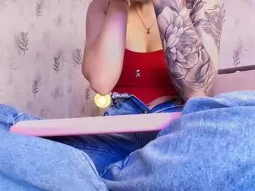 giaa_ross on Chaturbate