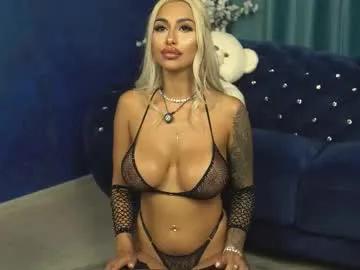 Freechat goldenamberx on Chaturbate