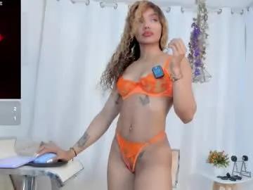 helena_fits — Oil on all body naked and flex the biceps  [215 tokens left] come and work out with me for a while  #muscle #18 #squirt #natural #lesbian