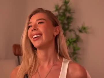 heyhorny_cb on Chaturbate