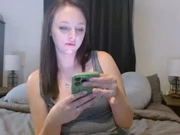 Freechat hi_cut_cutie on Chaturbate