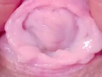 Freechat horny_moly on Chaturbate