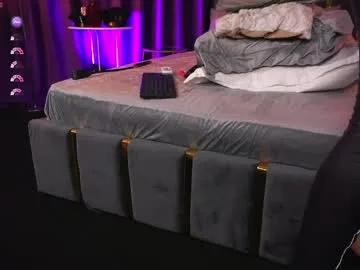 Freechat hotdesy_ on Chaturbate