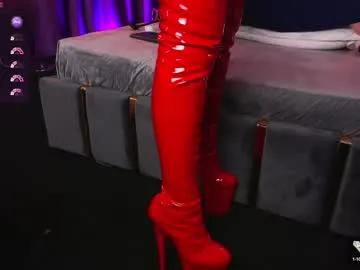 Freechat hotdesy_ on Chaturbate