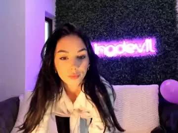 Freechat hotfallingdevil on Chaturbate