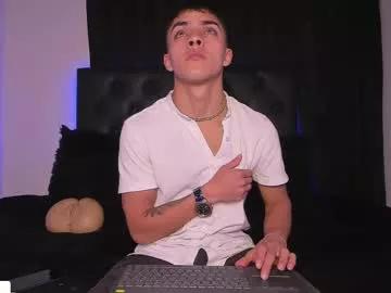 james1lee_ on Chaturbate