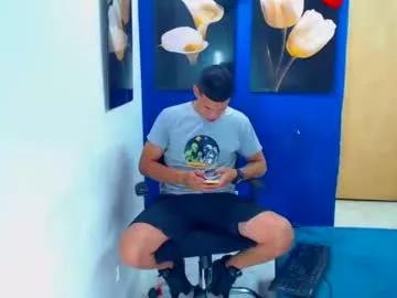 Private jeffer21_hot on Chaturbate