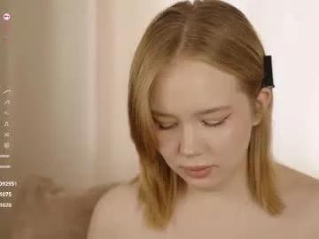 jennyplaudis_ on Chaturbate