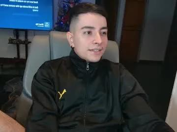 jhoan_saenz — 20 tokens and receive a cock photo ....Make me moan of pleasure  #sph #c2c #cashmaster #feet #footfetish  [100 tokens remaining]