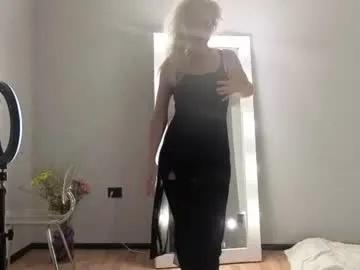 julia_giulia on Chaturbate