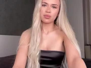 Freechat julia_rle on Chaturbate