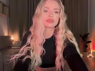 Freechat julia_rle on Chaturbate