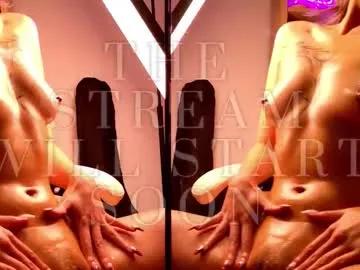 jupiter_sin_h on Chaturbate