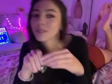 Freechat keirasworld on Chaturbate