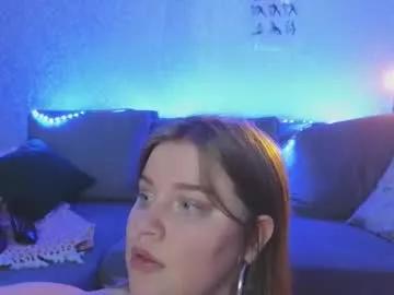 kira_citro on Chaturbate