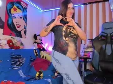 kloelamaravilla18 — OIL SHOW TONIGHT ... @GOAL 25 SKIRT OFF @GOAL 40 #latina #bigass #bigboobs #curvy #squirt - Multi-Goal :  reach goal 40 and find out #Lovense #Ohmibod #interactivetoy