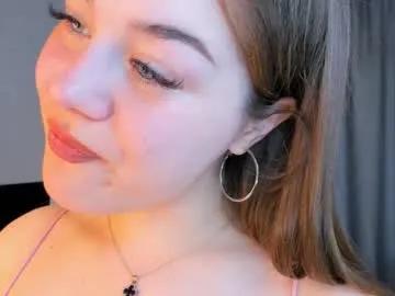 Freechat kristigroune on Chaturbate