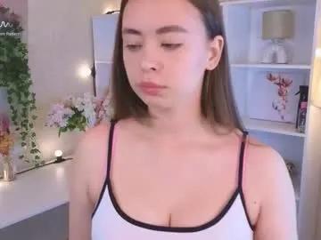 kristinemckerley on Chaturbate