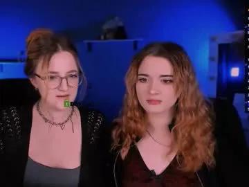 liana_kisses on Chaturbate