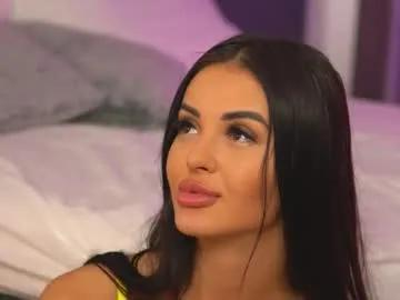 lila_hottie_rosie on Chaturbate