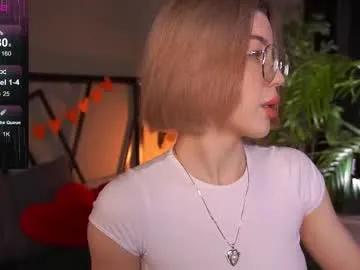 lindathacker on Chaturbate