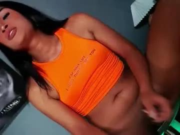 live_in_lover28 on Chaturbate