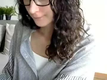 lovelydarina on Chaturbate