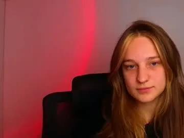 lucieamour_ — GOAL: Dance bb [69 tokens remaining] Welcome to my room! #young #shy #skinny #18 #new