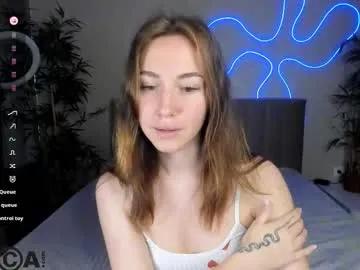 luna_go1d on Chaturbate