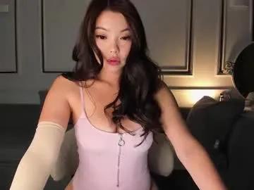 lunaonekiss on Chaturbate