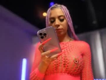 Freechat mandypeas on Chaturbate