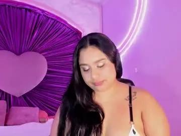 maralinette22 — GOAL: oil my tits [13 tokens remaining] Hi I'm mara  Dont forget to use tip menu and be happy :fuck my delicious ass   #squirt #anal #pregnant #bigass #curvy