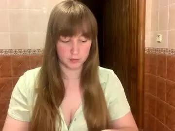 Freechat maroonmoon_ on Chaturbate