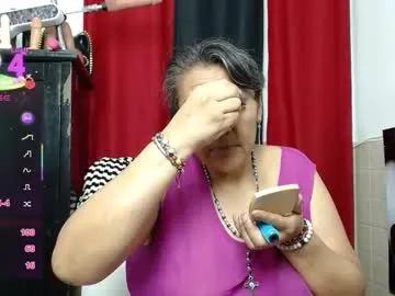 Freechat merlyna_goldens on Chaturbate