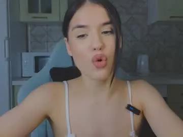 mia___lunaa on Chaturbate