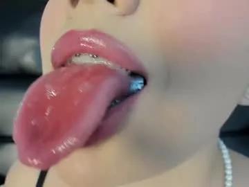 mia_roux13 — GOAL: Let's fill that saliva and milk face [461 tokens remaining] let's play with saliva and blowjobs  #blowjob #saliva #smoke #deepthroat #ahegao