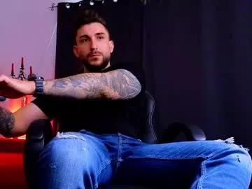 mightyaaron on Chaturbate