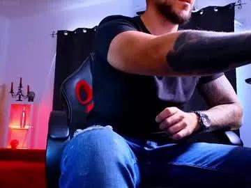 mightyaaron on Chaturbate