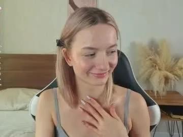 Freechat minnietammy on Chaturbate